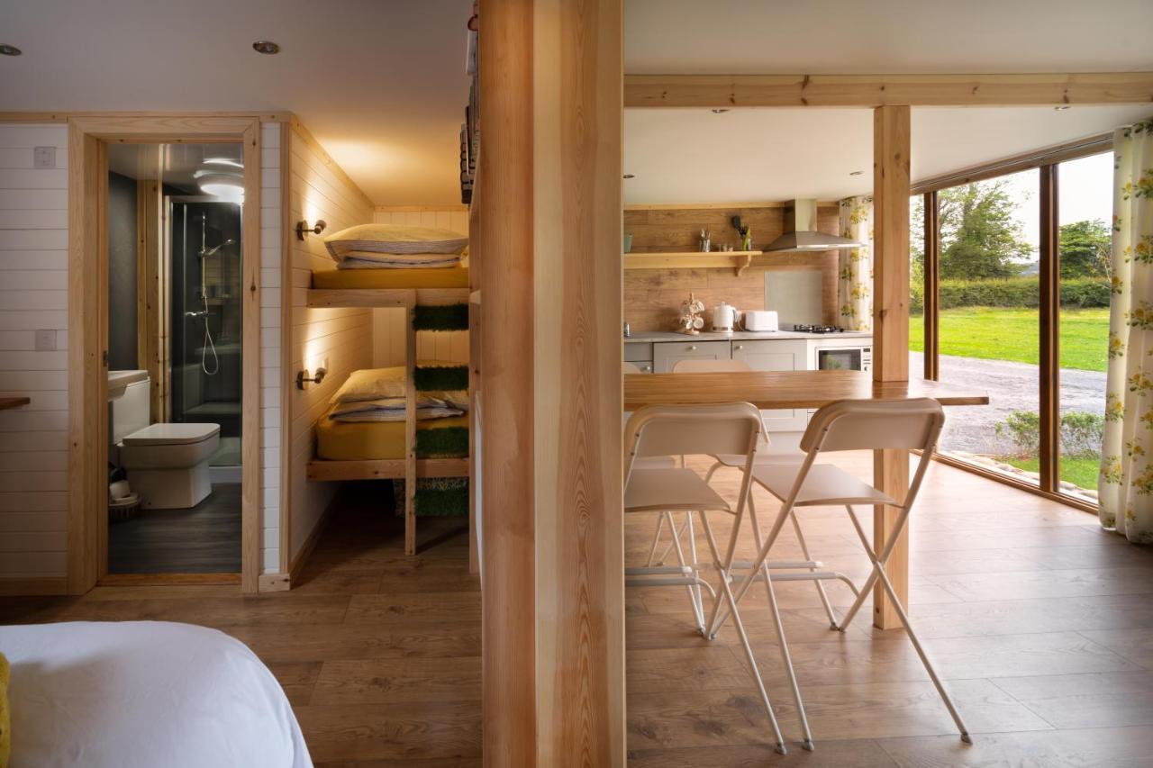 Orchard Glamping Hotel Catterall ภายนอก รูปภาพ
