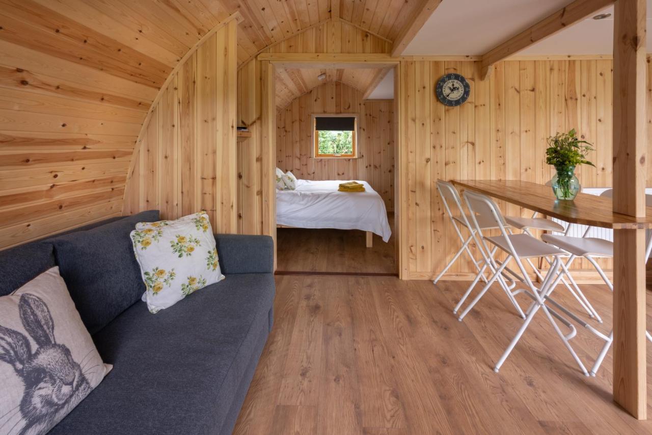 Orchard Glamping Hotel Catterall ภายนอก รูปภาพ